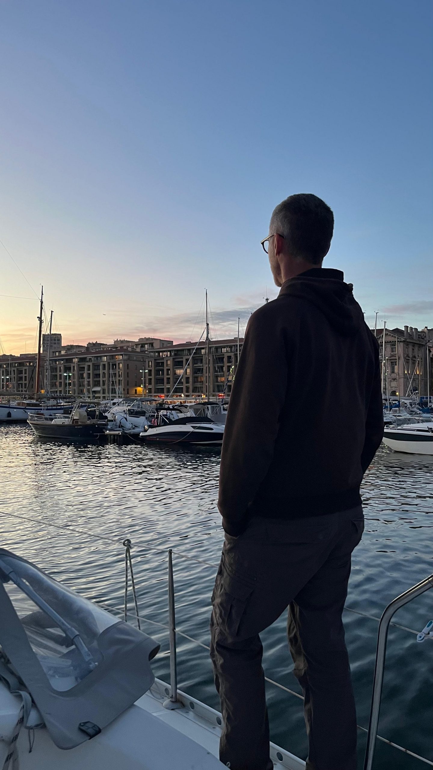 Avis sur l’Océanis 393 : pourquoi j’ai quitté mon 351 après deux ans de navigation